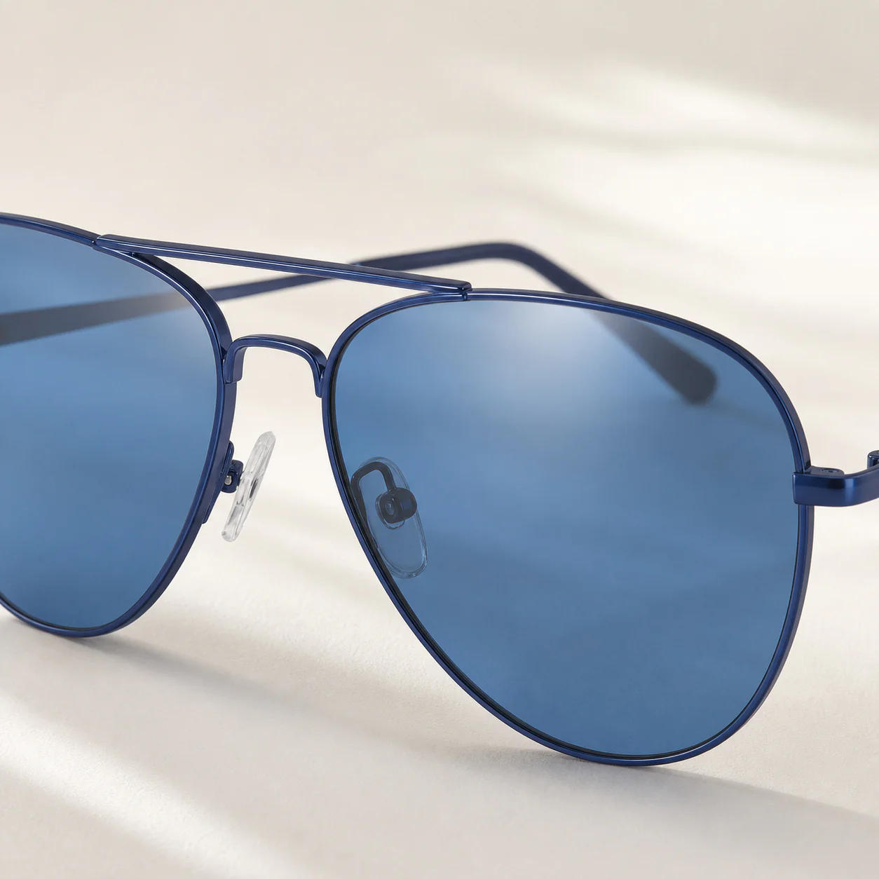 Harbor Pilot Sunglasses - Navy first detail view