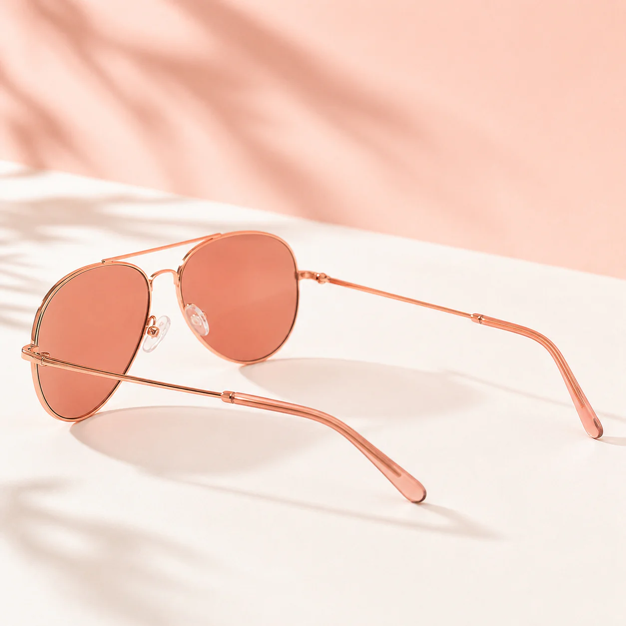 Sunset Pilot Sunglasses - Rose Gold third detail view