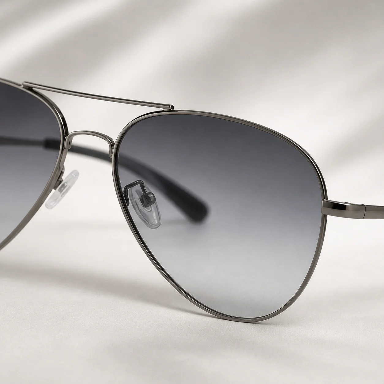 Jetway Pilot Sunglasses - Gunmetal first detail view
