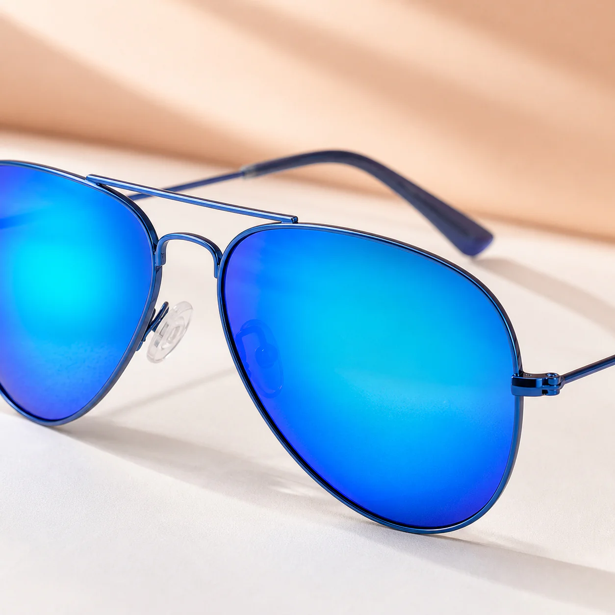 Flash Pilot Sunglasses - Blue Mirror first detail view