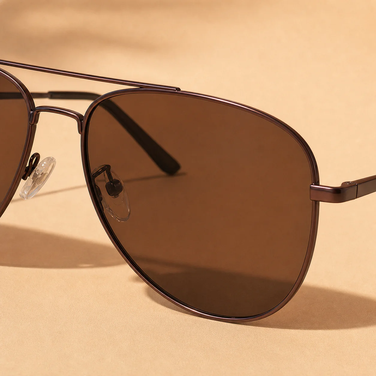 Nomad Pilot Sunglasses - Coffee first detail view