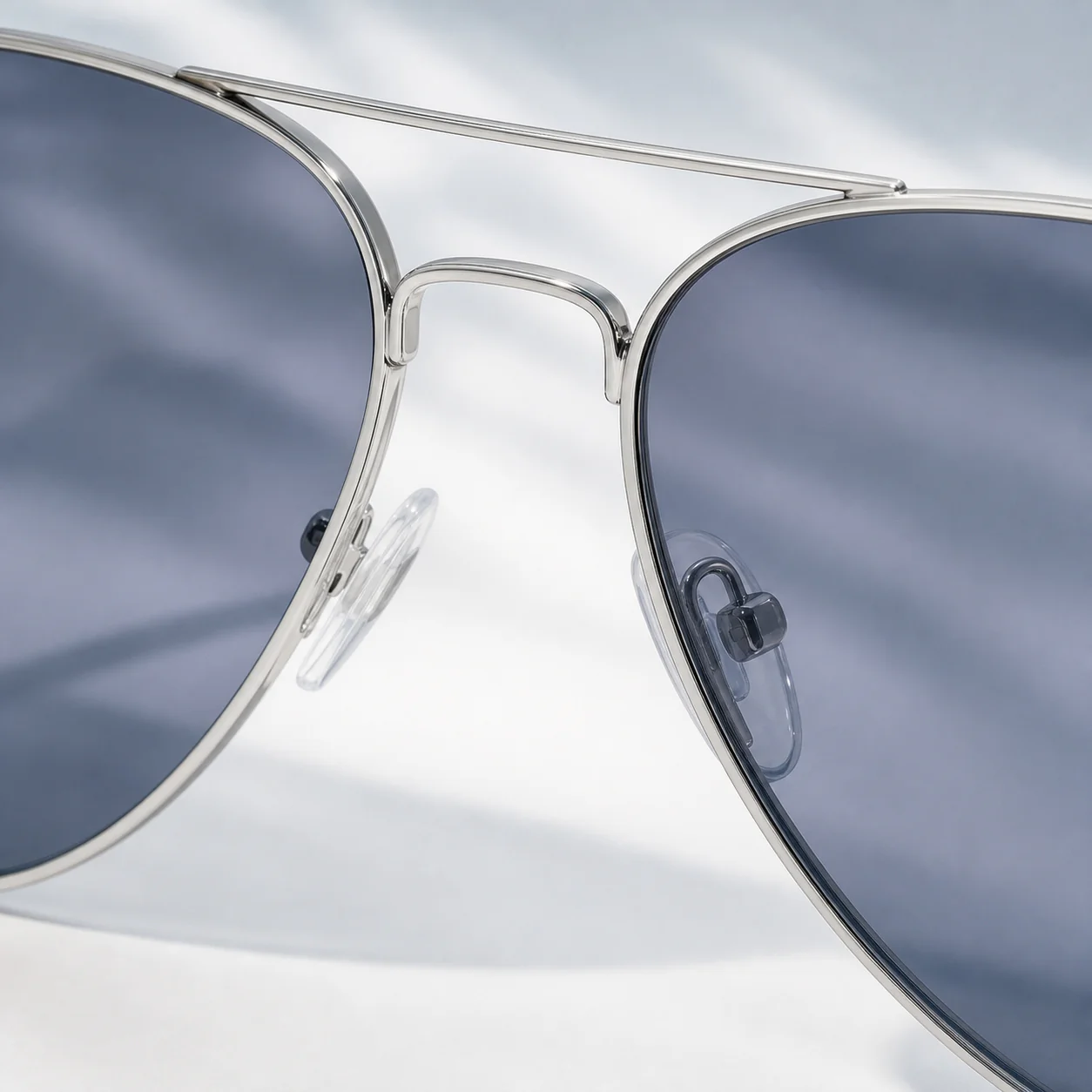 Glacier Pilot Sunglasses - Ice first detail view