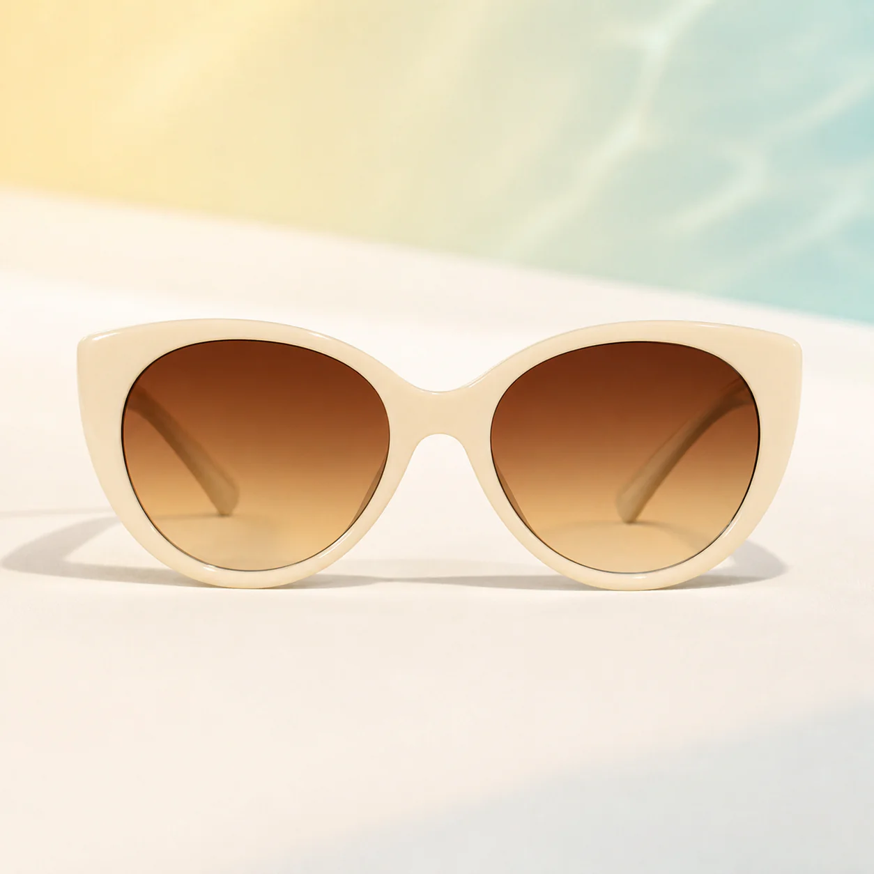 Poolside Cat Eye Sunglasses - Ivory