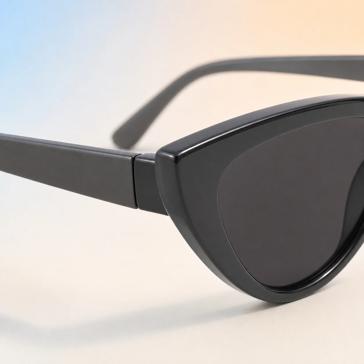 Noirline Cat Eye Sunglasses - Charcoal second detail view